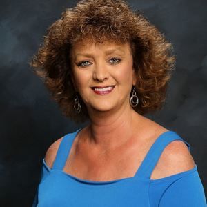 Meet your Posher, Kelley